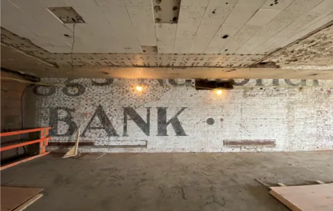Advertising Riggs Bank